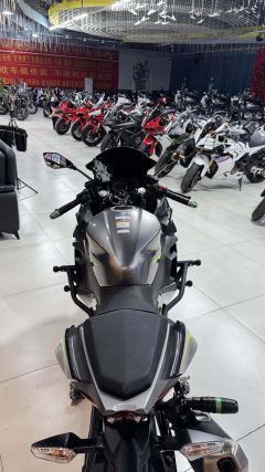 Kawasaki Ninja 400 - ფოტო 6
