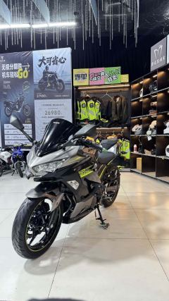 Kawasaki Ninja 400 - ფოტო 8