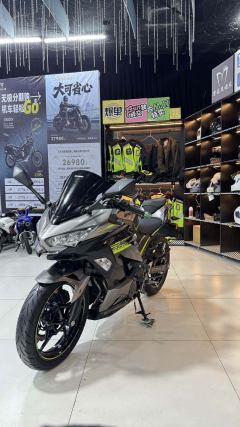 Kawasaki Ninja 400 - ფოტო 9