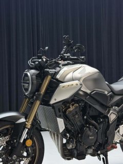 Honda CB650R - ფოტო 4