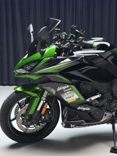 Kawasaki Ninja 1000SX - ფოტო 4