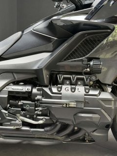 Honda Gold Wing GL1800 - photo 2