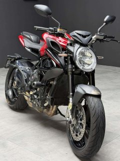 MV Agusta Brutale 800 - ფოტო 4