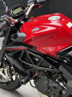 MV Agusta Brutale 800 - ფოტო 8