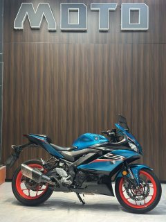 Yamaha YZF-R3 320 cc - фото 1