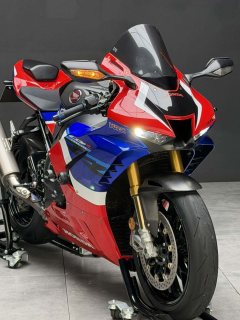 Honda CBR 1000 RR-R 999 cc - фото 7