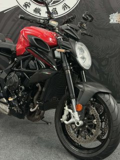 MV Agusta Brutale 800 - ფოტო 8