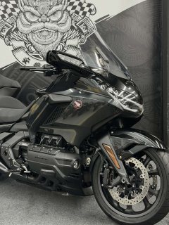 Honda Gold Wing GL1800 - ფოტო 8