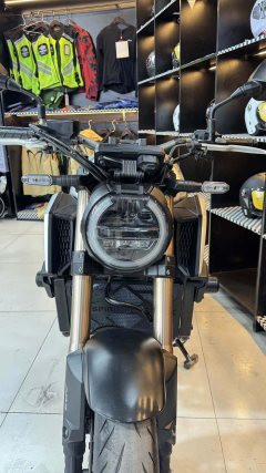 Honda CB650R - ფოტო 8