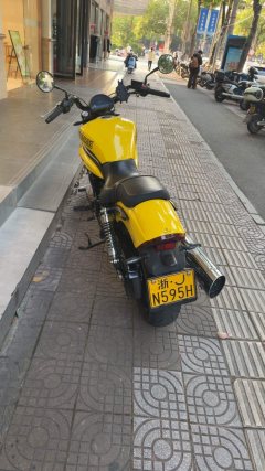 Hyosung GV650 - ფოტო 1