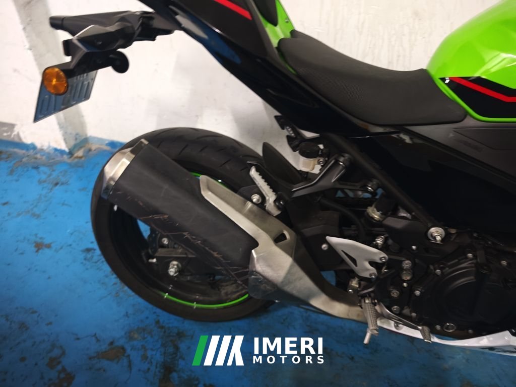 2022 Kawasaki Ninja 400