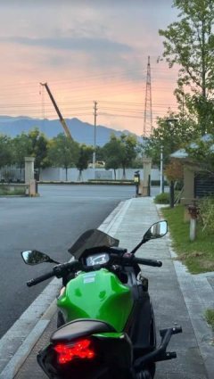 Kawasaki Ninja 650 - ფოტო 5