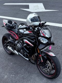 Triumph Street Triple 765 - ფოტო 1