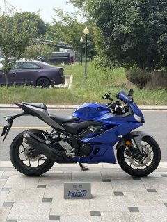 Yamaha YZF-R3 320 cc - ფოტო 1