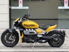Triumph Rocket 3 2500 cc - ფოტო 4