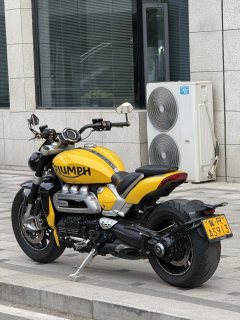 Triumph Rocket 3 2500 cc - ფოტო 5