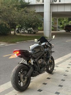 Honda CBR650R - ფოტო 8