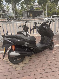 QJMOTOR Hong 250 - ფოტო 2