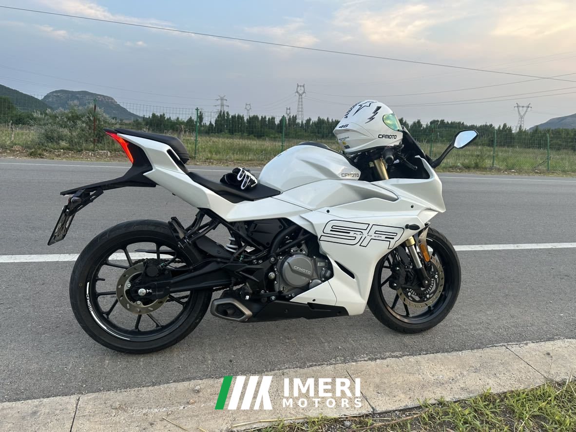 2023 CFMOTO 250SR