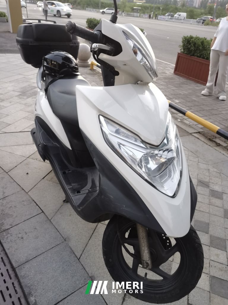 Sundiro Honda NS125D - мотоцикл из Китая