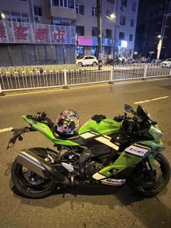 Kawasaki ZX-4R 400 cc - photo 3
