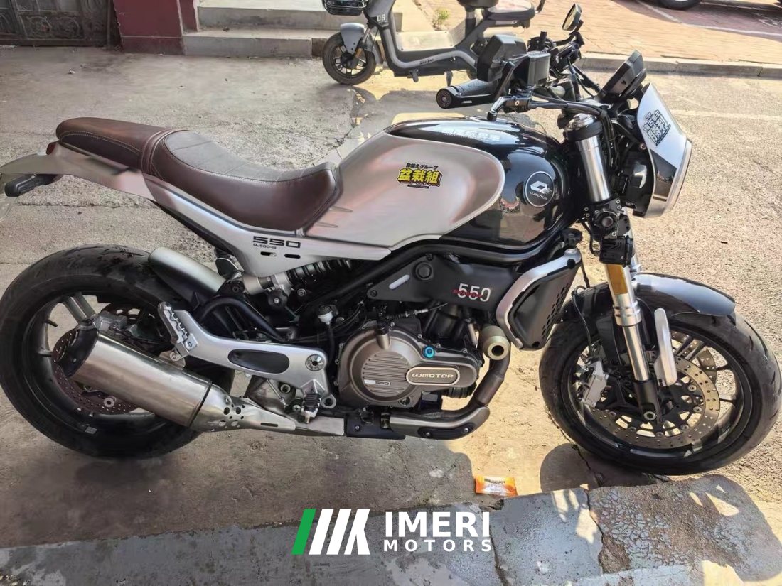 QJMOTOR Escape 550 - მოტოციკლი ჩინეთიდან