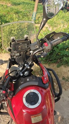 Haojue Suzuki DL250 - ფოტო 5