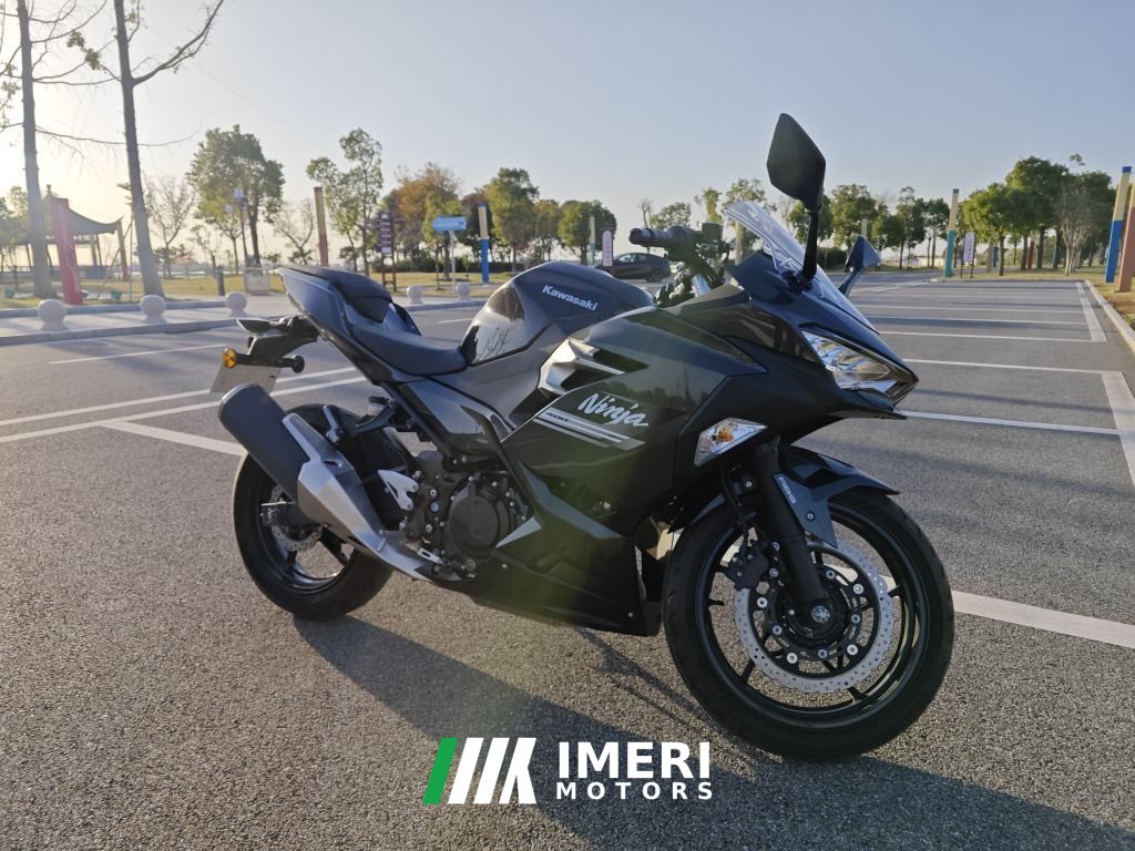 2022 Kawasaki Ninja 400