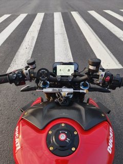Ducati Street Fighter V4 1100 cc - ფოტო 1