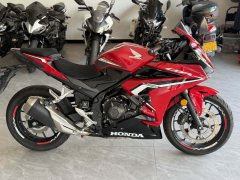 Honda CBR400R - photo 2