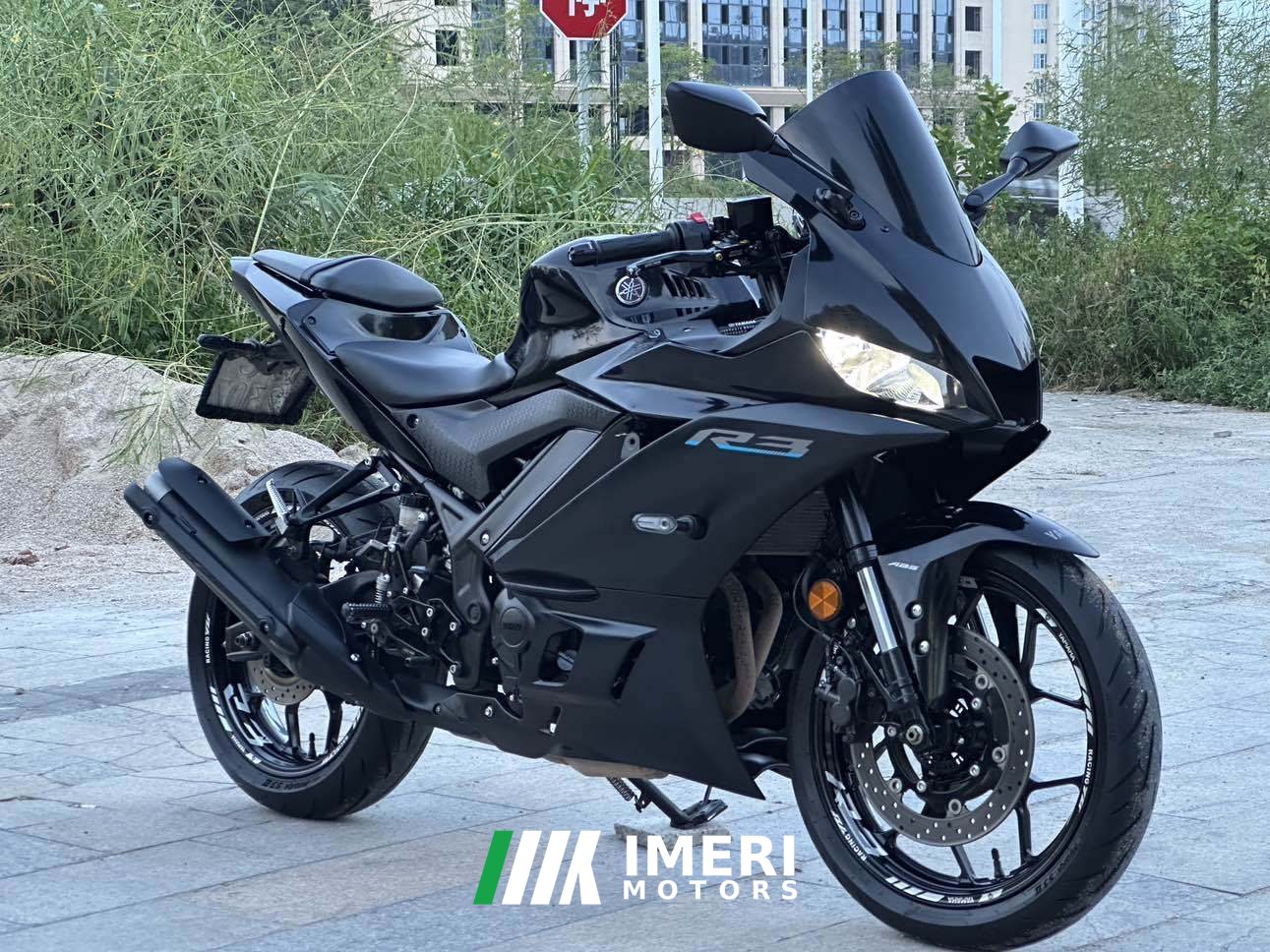 2022 Yamaha YZF-R3 320 cc