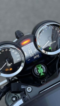 Kawasaki Z900RS 950 cc - photo 9
