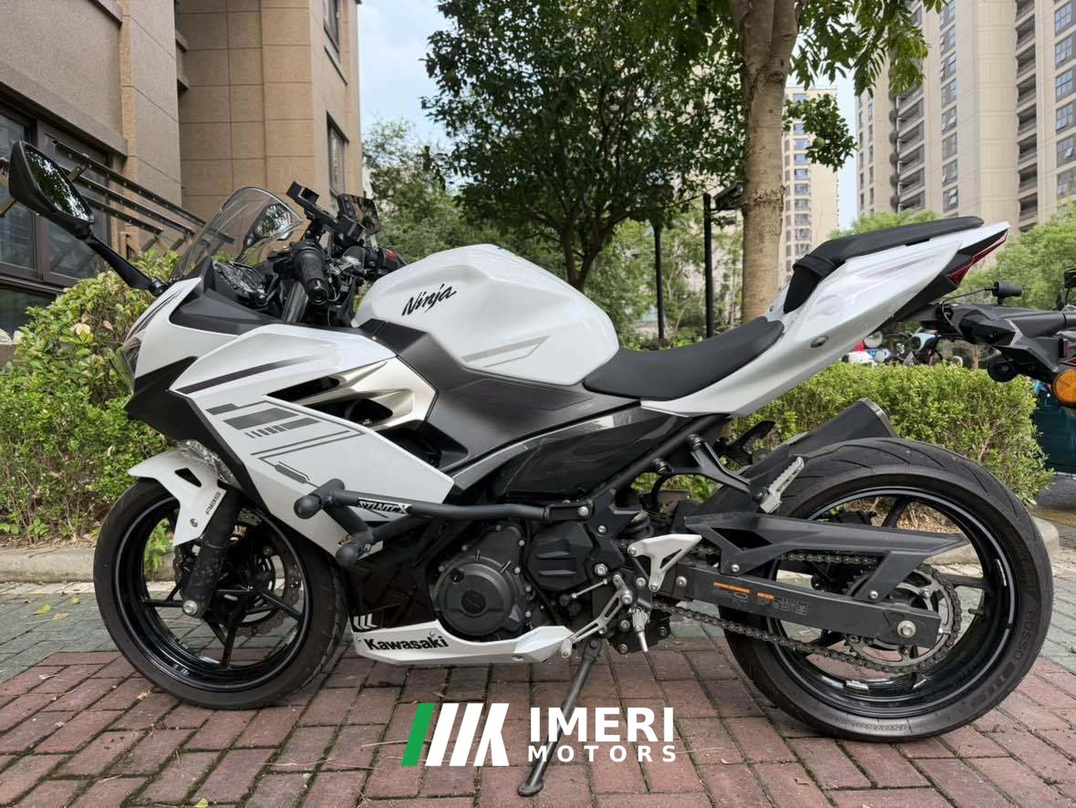 2023 Kawasaki Ninja 400