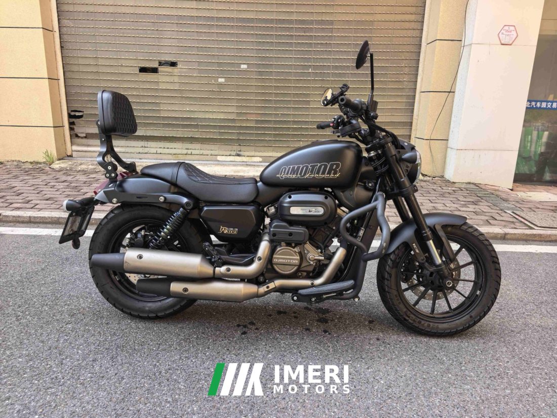 QJMOTOR Flash 300 - motorcycle from China