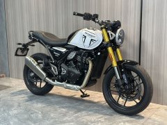 Triumph Speed 400 - ფოტო 1