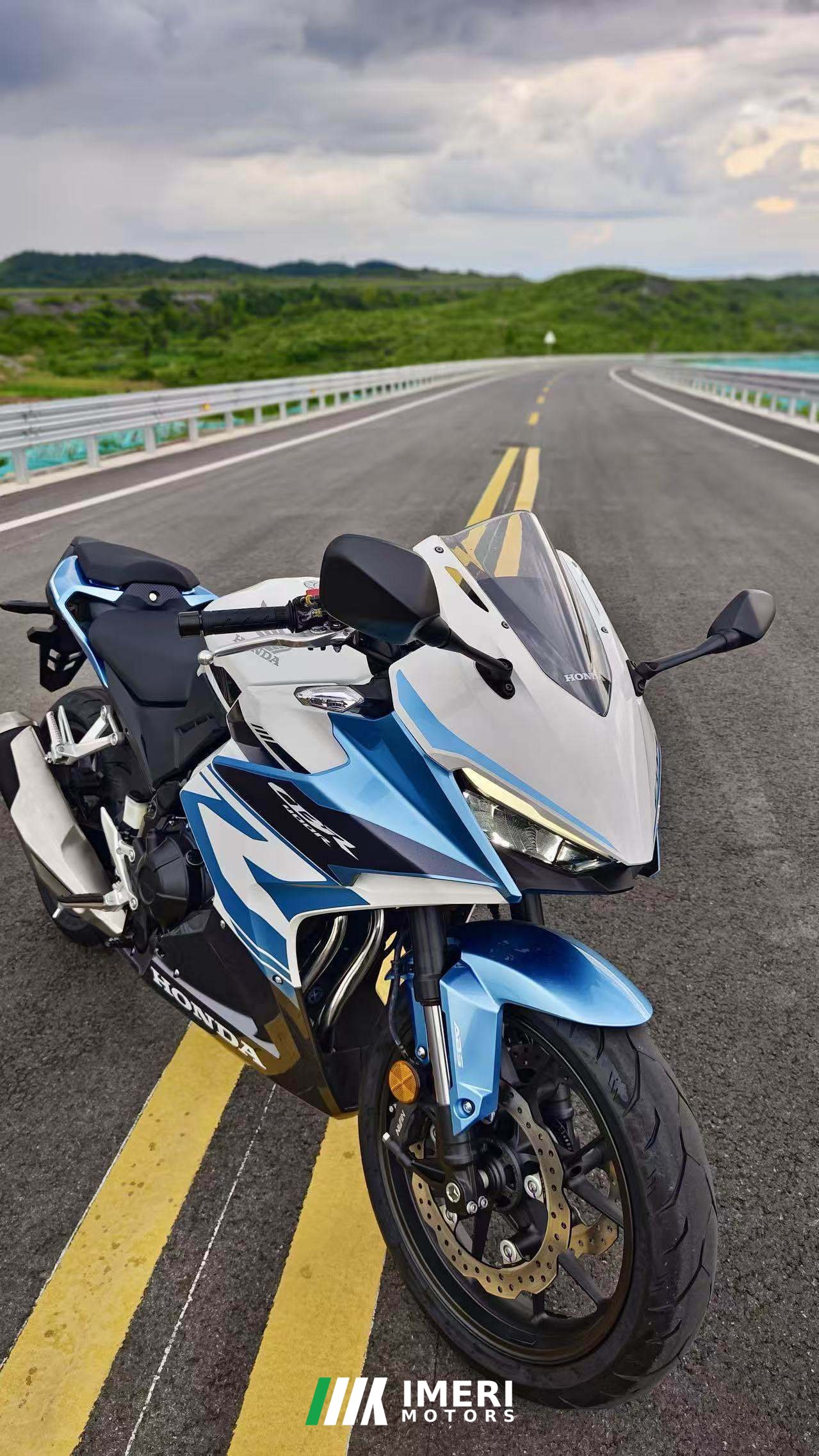 2025 Honda CBR400R