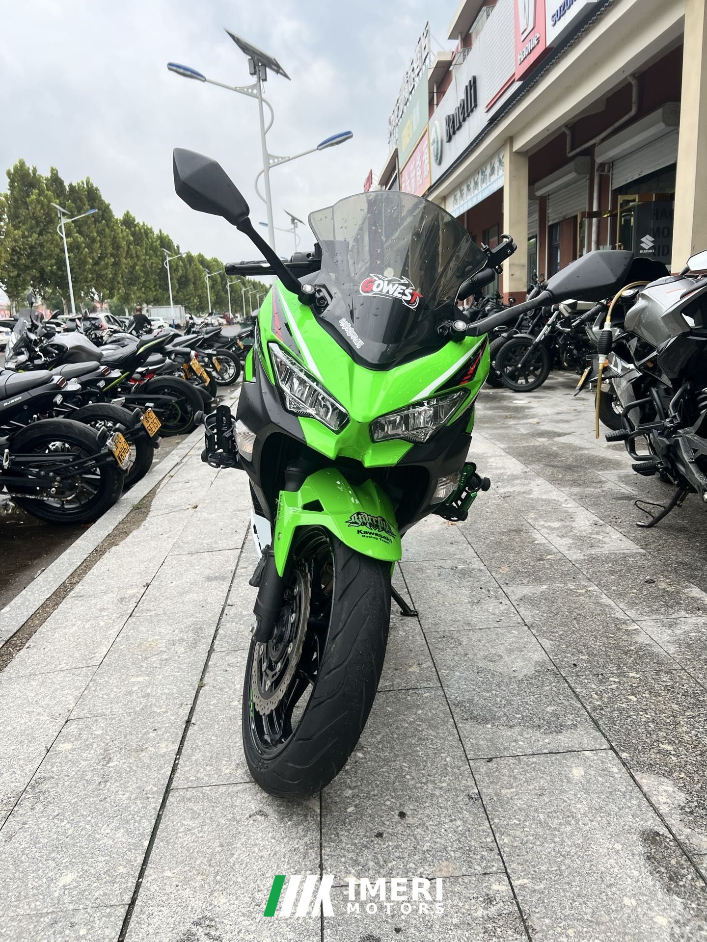 2022 Kawasaki Ninja 400