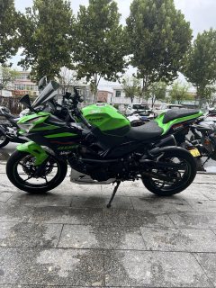 Kawasaki Ninja 400 - ფოტო 3