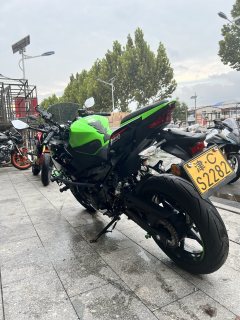 Kawasaki Ninja 400 - ფოტო 4