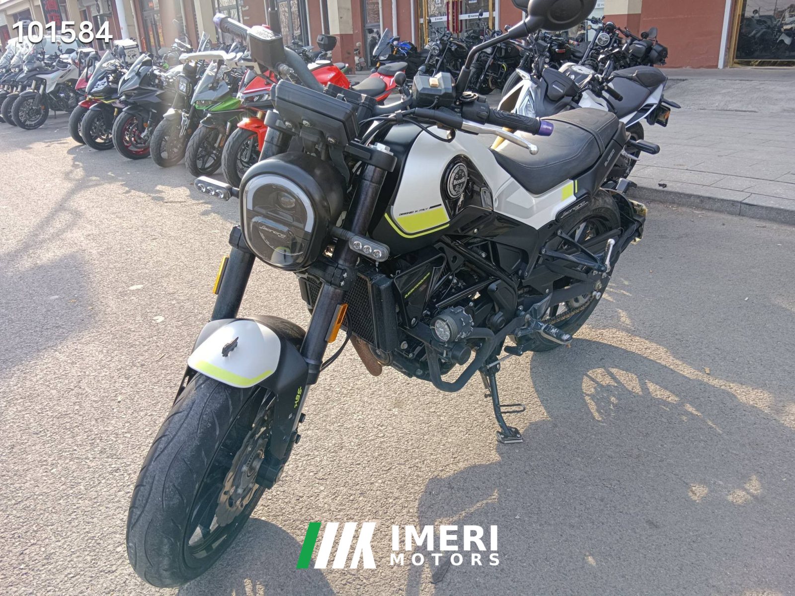 2020 Benelli Leoncino 250