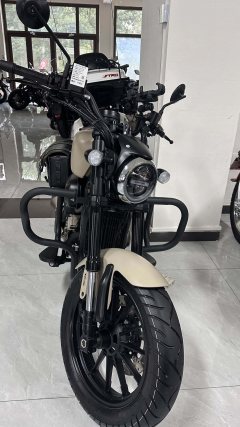 QJMOTOR Flash 300 - ფოტო 3