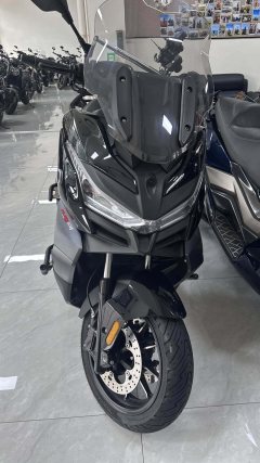Voge SR4 Max 350 cc - ფოტო 2