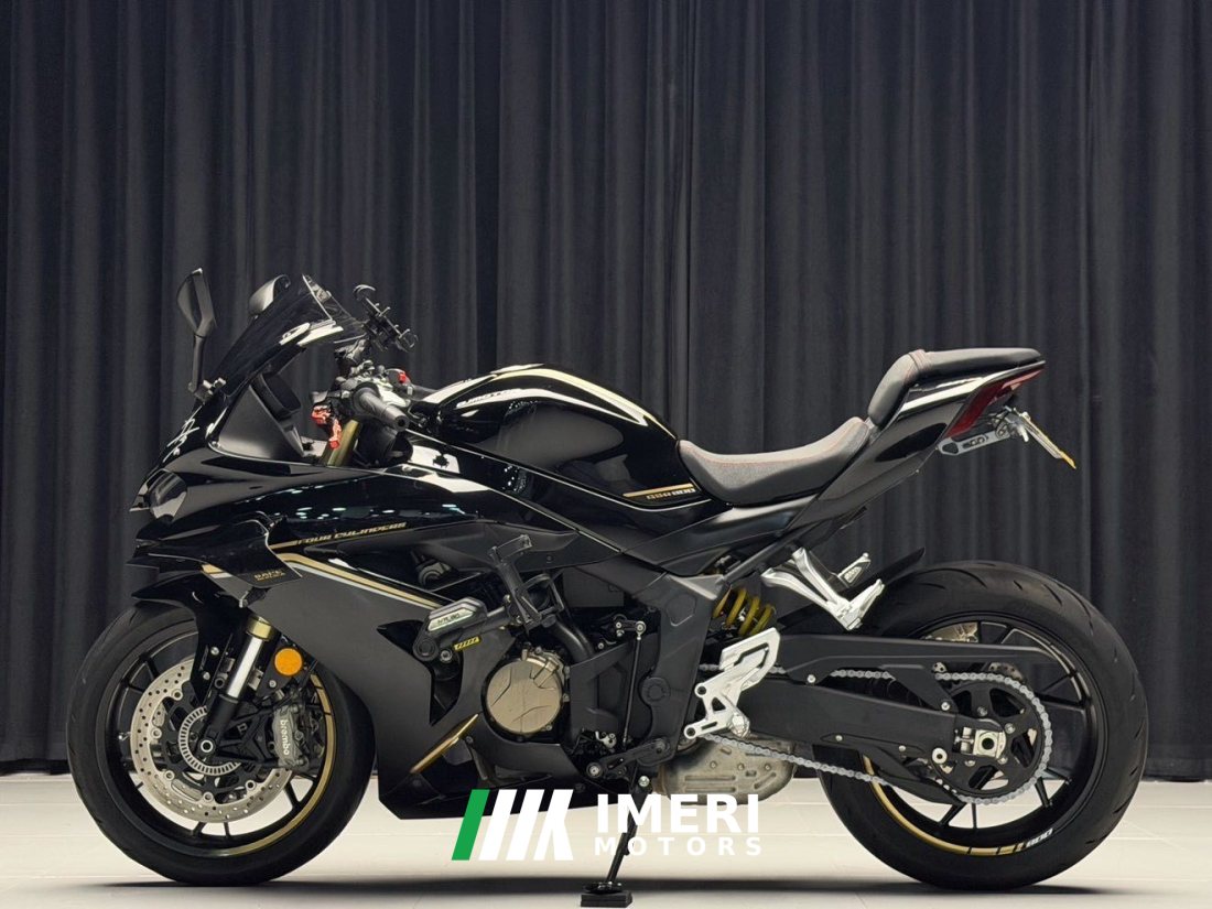 QJMOTOR Race 800 - motorcycle from China