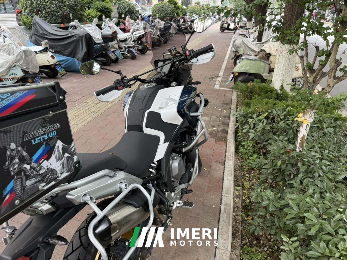 2025 CFMOTO 700MT