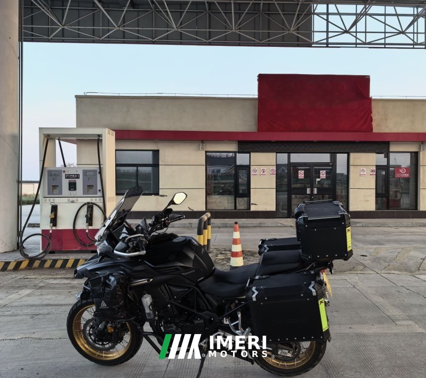 2025 Benelli TRK552 550 cc