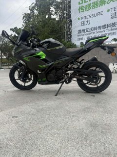 Kawasaki Ninja 400 - ფოტო 5