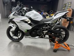 Kawasaki Ninja 400 - ფოტო 6