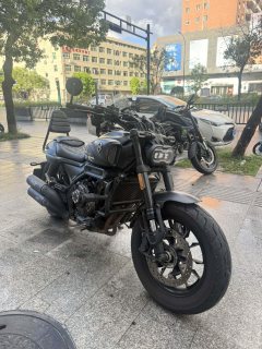 Voge CU525 500 cc - ფოტო 1