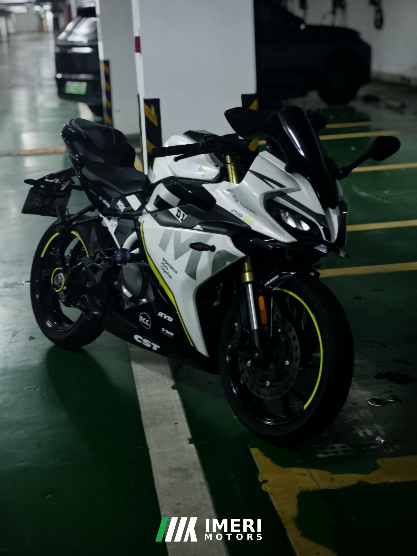 2022 CFMOTO 250SR