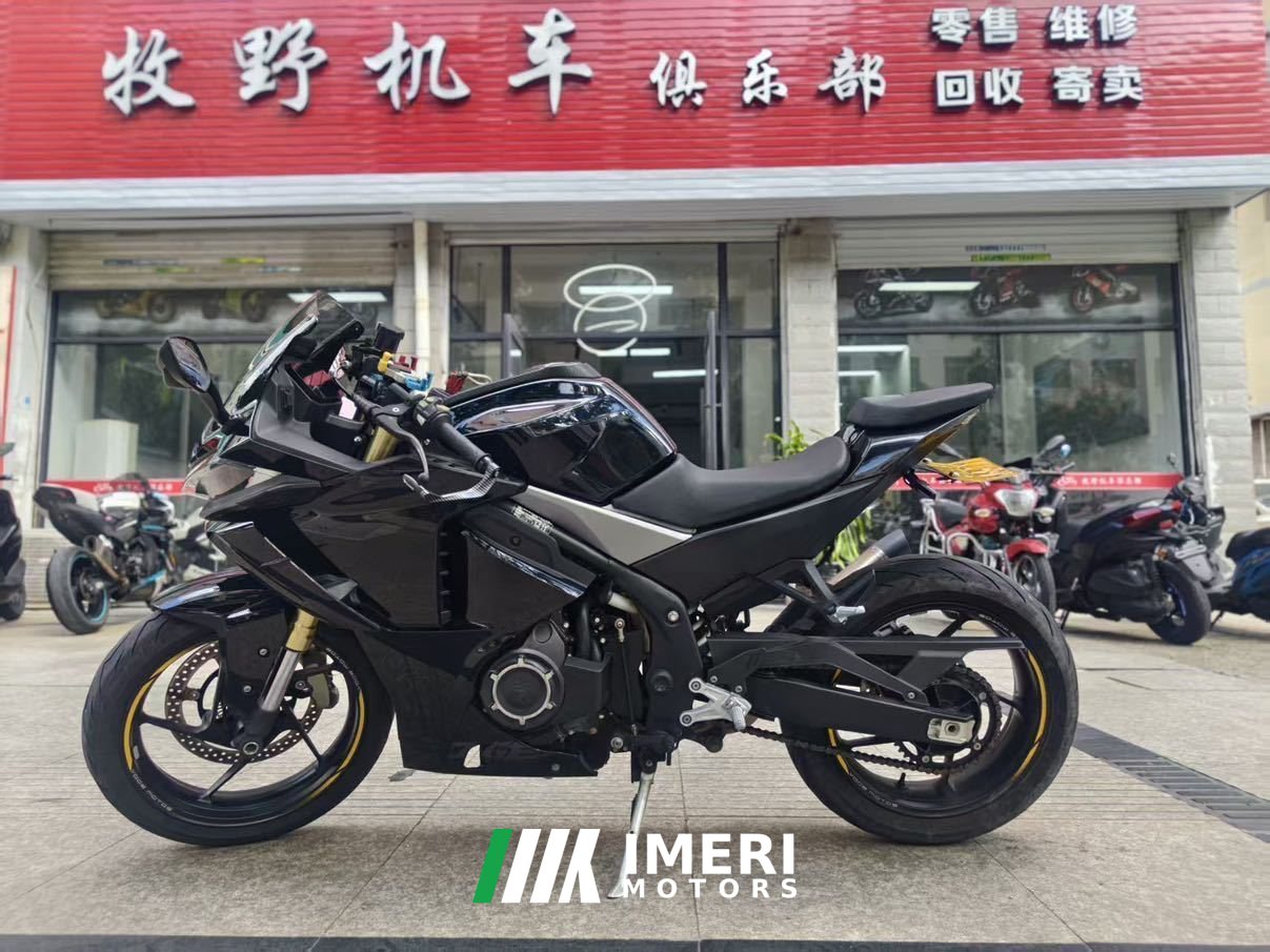 2023 Voge RR525 500 cc